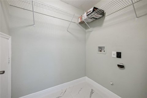 Townhouse in Orlando, Florida 3 bedrooms, 118.82 sq.m. № 2209573 - photo 16