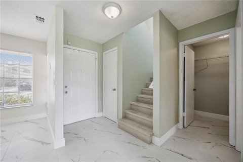 Townhouse in Orlando, Florida 3 bedrooms, 118.82 sq.m. № 2209573 - photo 2