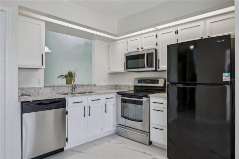 Townhouse in Orlando, Florida 3 bedrooms, 118.82 sq.m. № 2209573 - photo 7
