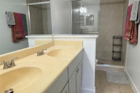 Touwnhouse à vendre à Oviedo, Floride: 3 chambres, 140.84 m2 № 2127082 - photo 15