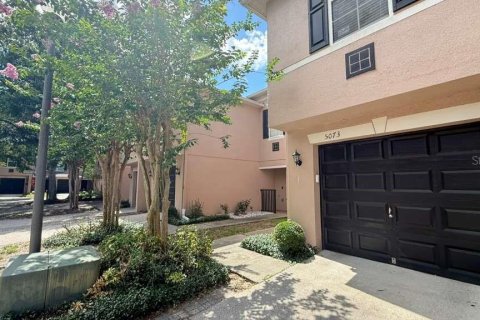 Touwnhouse à vendre à Oviedo, Floride: 3 chambres, 140.84 m2 № 2127082 - photo 2