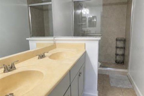 Touwnhouse à vendre à Oviedo, Floride: 3 chambres, 140.84 m2 № 2127082 - photo 11
