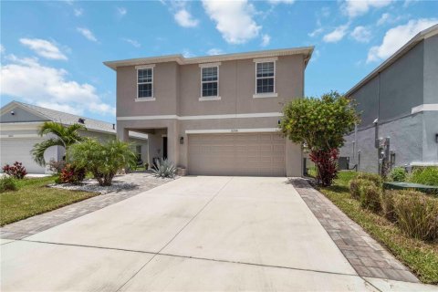 House in Palmetto, Florida 4 bedrooms, 215.53 sq.m. № 1801504 - photo 3