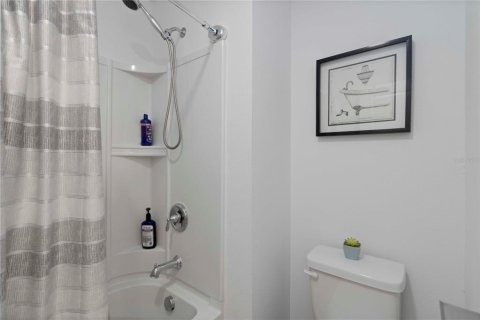 House in Palmetto, Florida 4 bedrooms, 215.53 sq.m. № 1801504 - photo 25