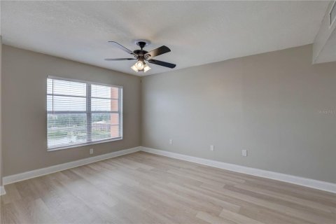 Condominio en venta en Saint Petersburg, Florida, 1 dormitorio, 69.21 m2 № 1902713 - foto 22