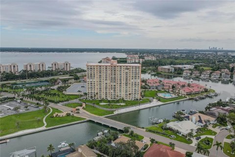 Condominio en venta en Saint Petersburg, Florida, 1 dormitorio, 69.21 m2 № 1902713 - foto 27