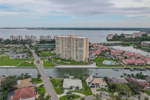 Condominio en venta en Saint Petersburg, Florida, 1 dormitorio, 69.21 m2 № 1902713 - foto 26