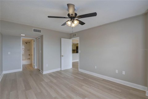 Condominio en venta en Saint Petersburg, Florida, 1 dormitorio, 69.21 m2 № 1902713 - foto 23
