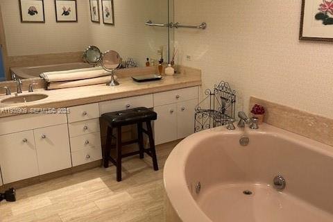 Condominio en venta en Aventura, Florida, 2 dormitorios, 169.55 m2 № 1994697 - foto 12