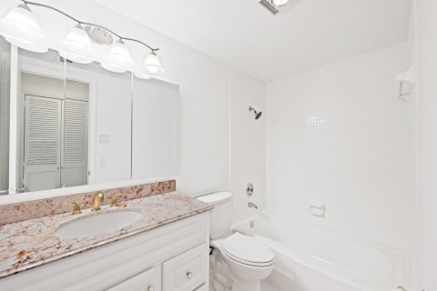 Condominio en alquiler en Fort Lauderdale, Florida, 2 dormitorios, 117.06 m2 № 1065738 - foto 1