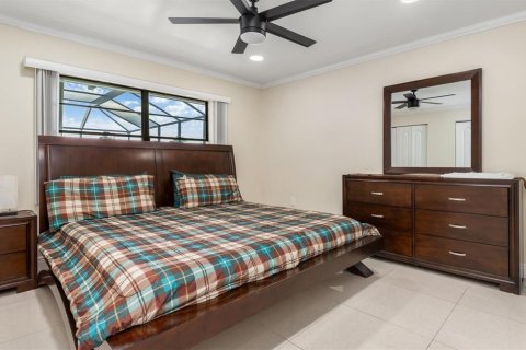 House in Port Charlotte, Florida 3 bedrooms, 148.36 sq.m. № 1615032 - photo 11