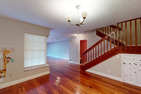 Снять в аренду таунхаус в Купер-Сити, Флорида 3 спальни, 154.78м2, № 2010009 - фото 8