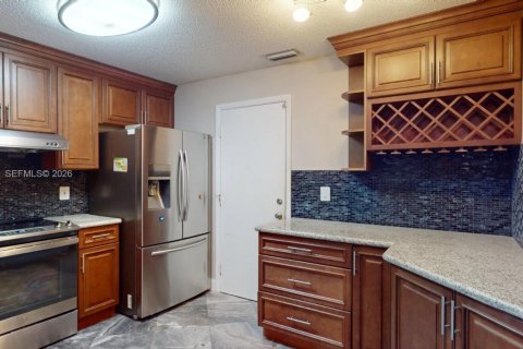 Снять в аренду таунхаус в Купер-Сити, Флорида 3 спальни, 154.78м2, № 2010009 - фото 11