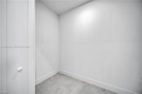 Casa en venta en Lehigh Acres, Florida, 3 dormitorios, 164.99 m2 № 2056315 - foto 19