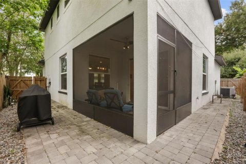 House in Orlando, Florida 3 bedrooms, 167.78 sq.m. № 2231873 - photo 26