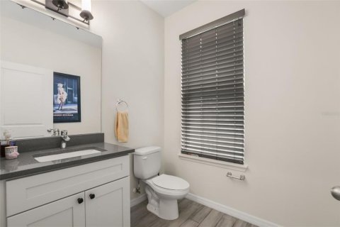 House in Orlando, Florida 3 bedrooms, 167.78 sq.m. № 2231873 - photo 24