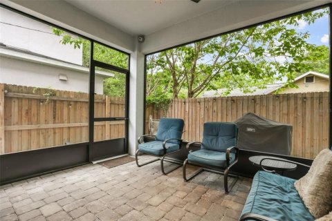 House in Orlando, Florida 3 bedrooms, 167.78 sq.m. № 2231873 - photo 25