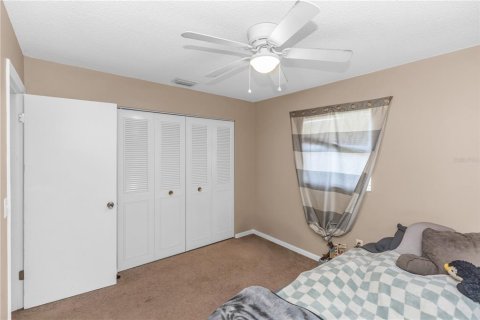 Condo in DeLand, Florida, 2 bedrooms  № 1850271 - photo 12
