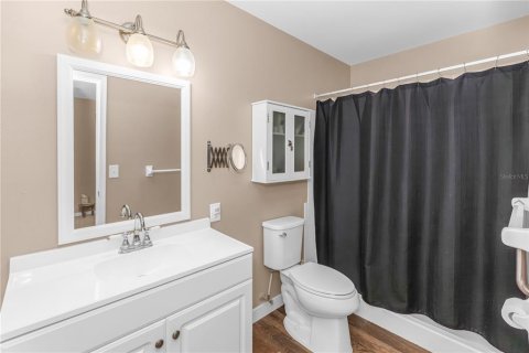 Condo in DeLand, Florida, 2 bedrooms  № 1850271 - photo 15