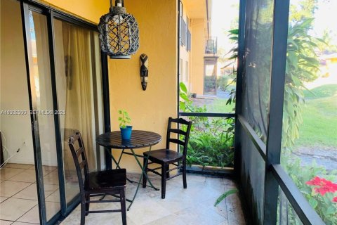 Apartment in Hollywood, Florida 2 bedrooms, 82.13 sq.m. № 2152462 - photo 16