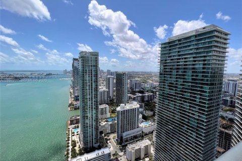 Condo in Miami, Florida, 6 bedrooms  № 2248815 - photo 30