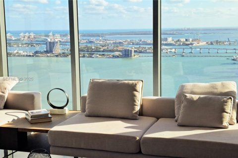 Condo in Miami, Florida, 6 bedrooms  № 2248815 - photo 6