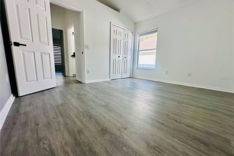 House in Kissimmee, Florida 4 bedrooms, 163.51 sq.m. № 1649876 - photo 18