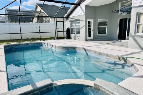 House in Kissimmee, Florida 4 bedrooms, 163.51 sq.m. № 1649876 - photo 29