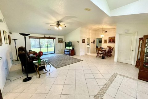 House in Punta Gorda, Florida 3 bedrooms, 196.21 sq.m. № 1837821 - photo 9