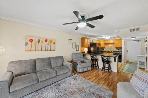 Condominio en venta en Saint Petersburg, Florida, 1 dormitorio, 56.67 m2 № 2104205 - foto 10