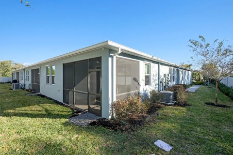 House in Sun City Center, Florida 3 bedrooms, 161.28 sq.m. № 2202134 - photo 18