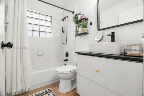 Купить виллу или дом в Лейк-Уорт, Флорида 3 спальни, 171.78м2, № 1996877 - фото 24