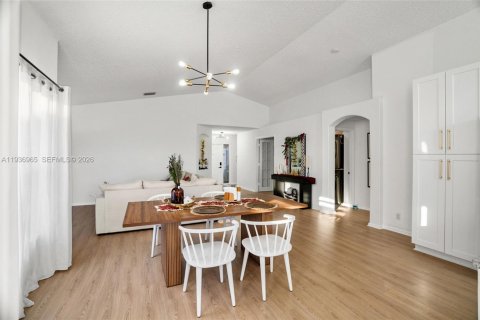 Купить виллу или дом в Лейк-Уорт, Флорида 3 спальни, 171.78м2, № 1996877 - фото 9