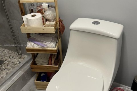 Снять в аренду кондоминиум в Делрей-Бич, Флорида 2 спальни, 106.65м2, № 1945085 - фото 18