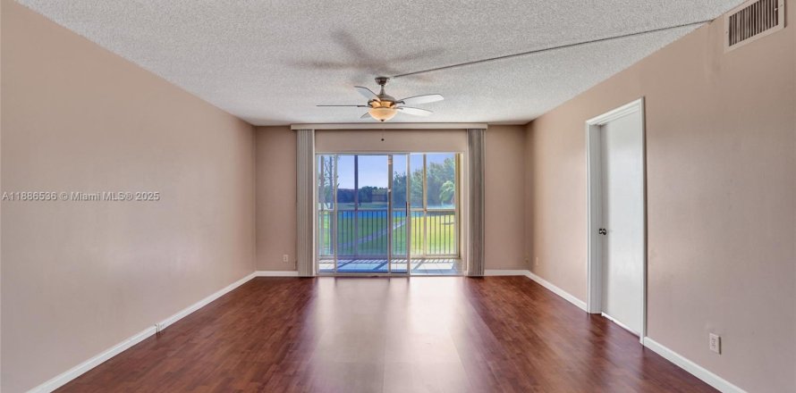 Condo in Plantation, Florida, 2 bedrooms  № 1941461