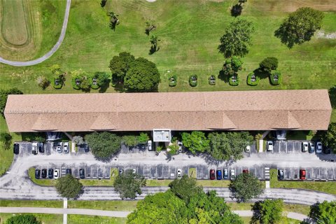 Condo in Plantation, Florida, 2 bedrooms  № 1941461 - photo 29