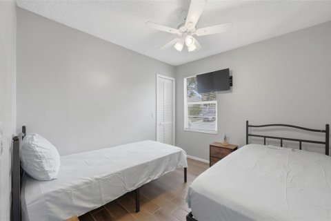 House in Orlando, Florida 3 bedrooms, 93.74 sq.m. № 2207330 - photo 17