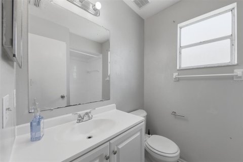 House in Orlando, Florida 3 bedrooms, 93.74 sq.m. № 2207330 - photo 21