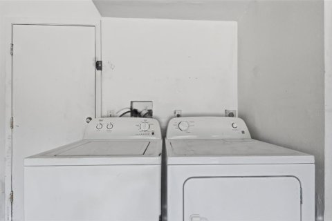 House in Orlando, Florida 3 bedrooms, 93.74 sq.m. № 2207330 - photo 22