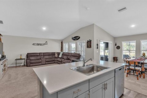 House in Lakeland, Florida 4 bedrooms, 172.24 sq.m. № 1544587 - photo 9
