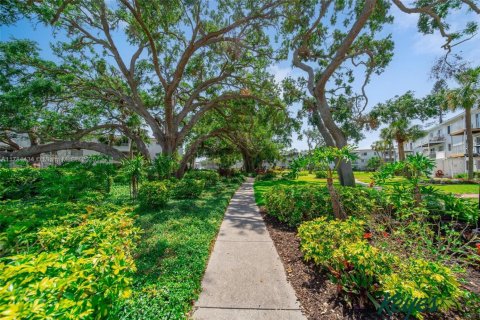 Купить кондоминиум в Брейдентон, Флорида 2 спальни, 78.04м2, № 1961903 - фото 25