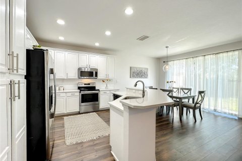 Adosado en venta en Orlando, Florida, 4 dormitorios, 189.52 m2 № 1825319 - foto 8