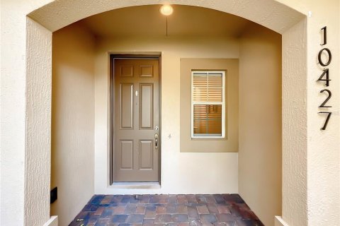 Adosado en venta en Orlando, Florida, 4 dormitorios, 189.52 m2 № 1825319 - foto 4