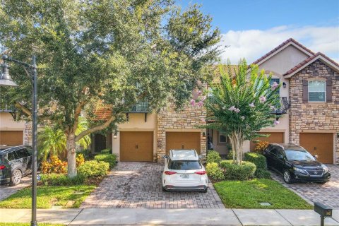 Adosado en venta en Orlando, Florida, 4 dormitorios, 189.52 m2 № 1825319 - foto 1