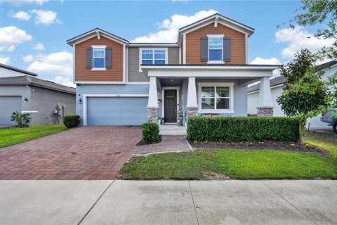 House in Kissimmee, Florida 5 bedrooms, 239.69 sq.m. № 2148489