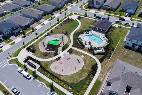 House in Kissimmee, Florida 5 bedrooms, 239.69 sq.m. № 2148489 - photo 4