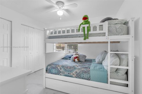 Casa en venta en Cutler Bay, Florida, 3 dormitorios, 128.3 m2 № 2016264 - foto 18
