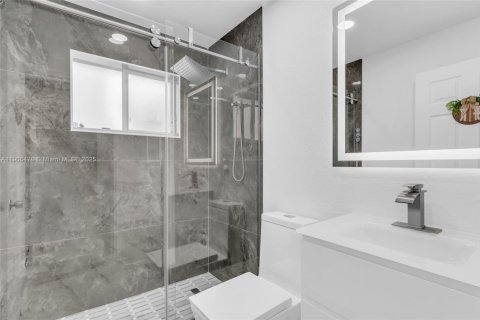 Casa en venta en Cutler Bay, Florida, 3 dormitorios, 128.3 m2 № 2016264 - foto 19