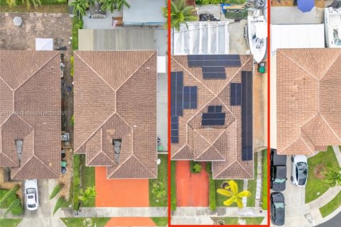 Casa en venta en Cutler Bay, Florida, 3 dormitorios, 128.3 m2 № 2016264 - foto 6