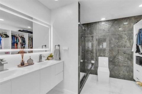 Casa en venta en Cutler Bay, Florida, 3 dormitorios, 128.3 m2 № 2016264 - foto 27